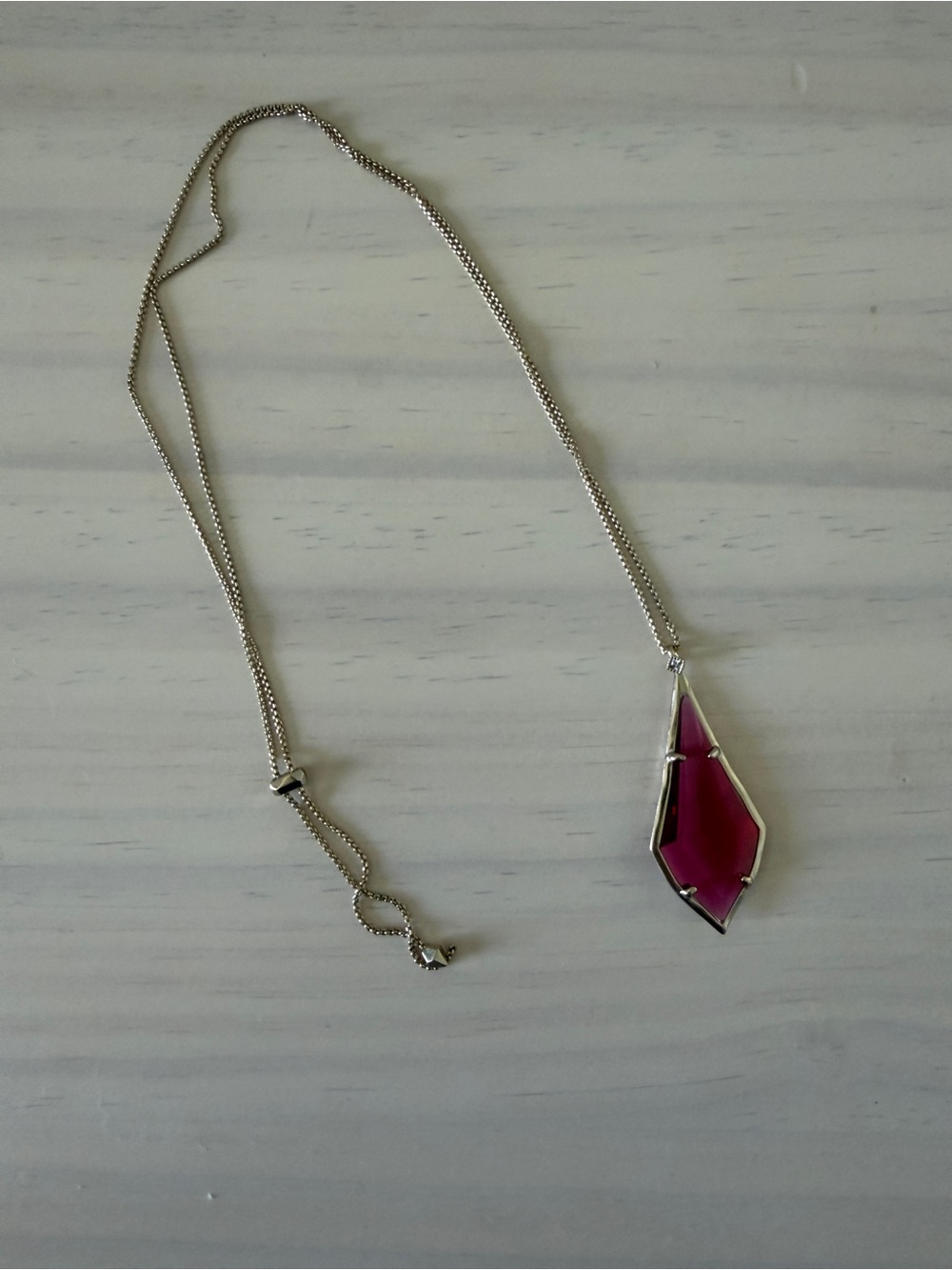 Kendra Scott Fuchsia Geometric Pendant Necklace